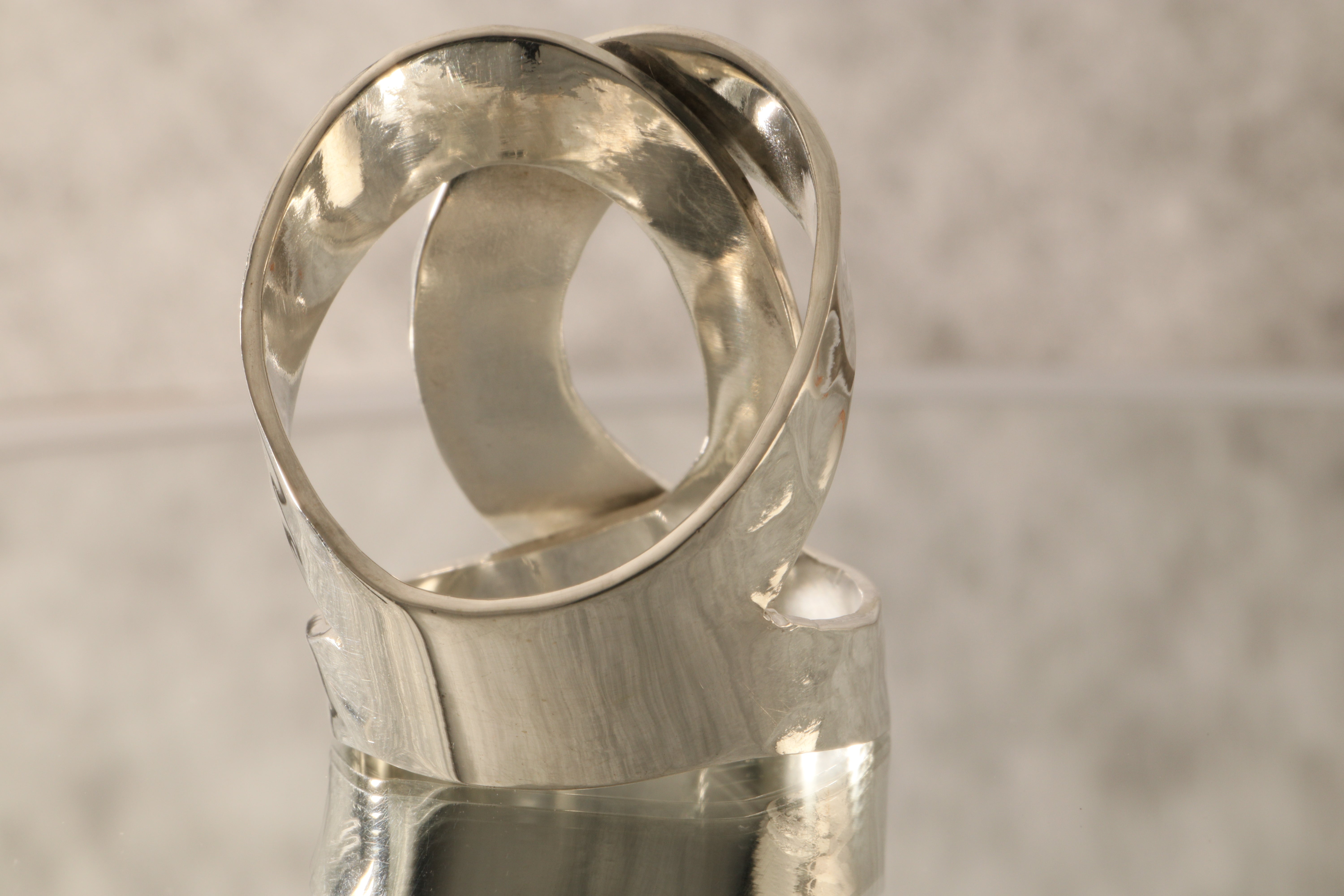 Interwoven Paths Ring - 11 grams of 925 Silver