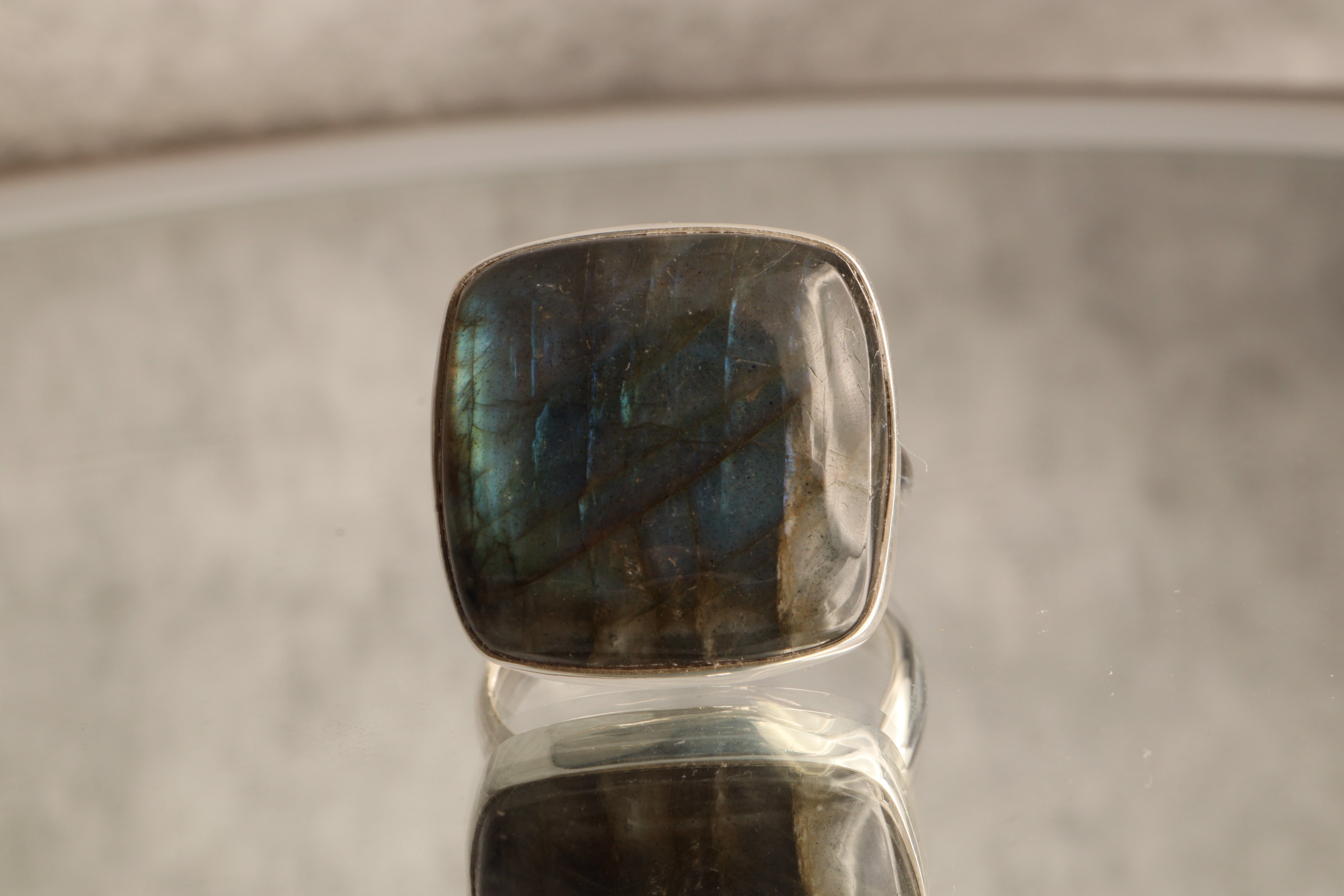 Aurora's Veil - Labradorite 925 Silver Adjustable Ring