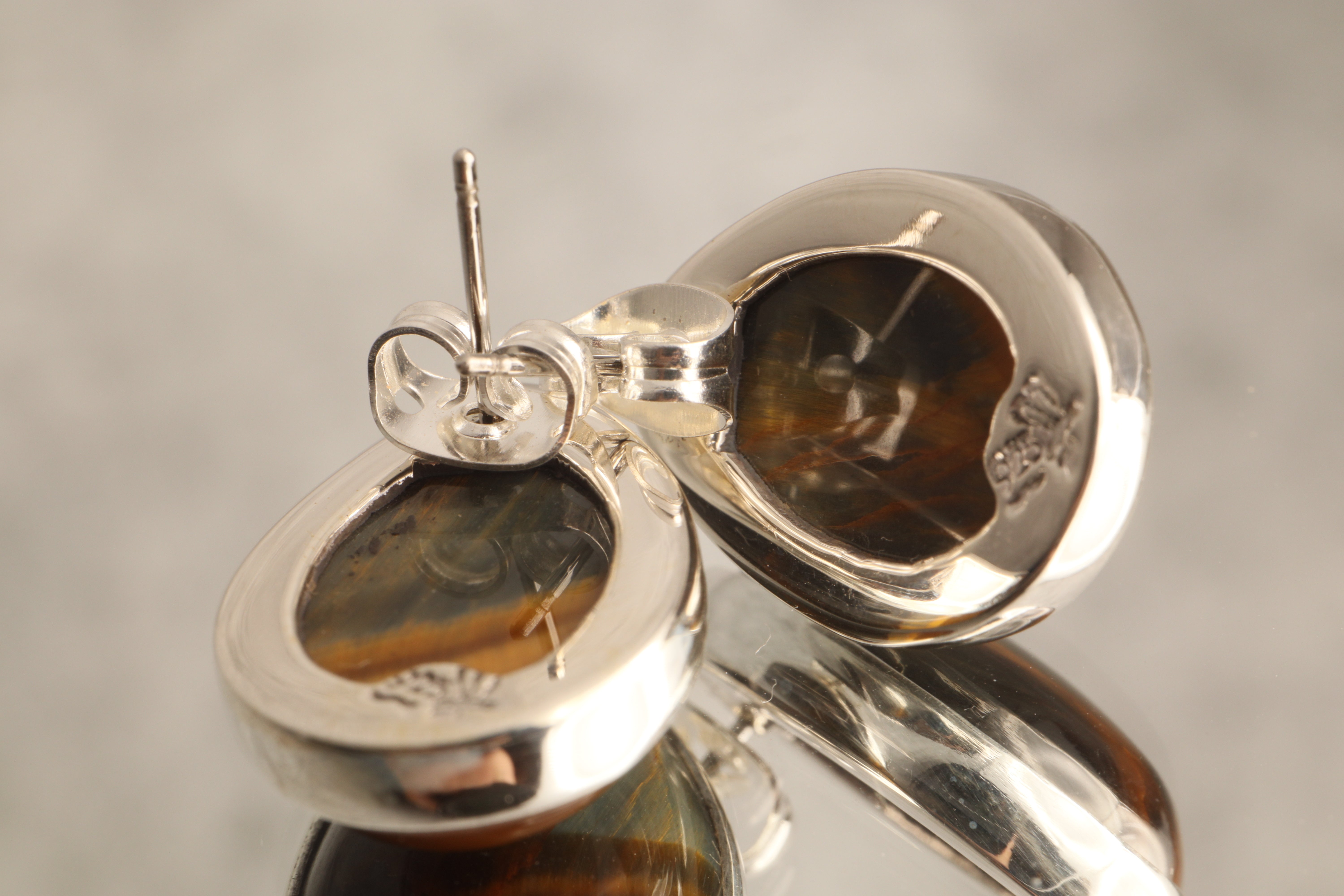 Guardian’s Gaze - Tiger's Eye 925 Silver Stud Earrings