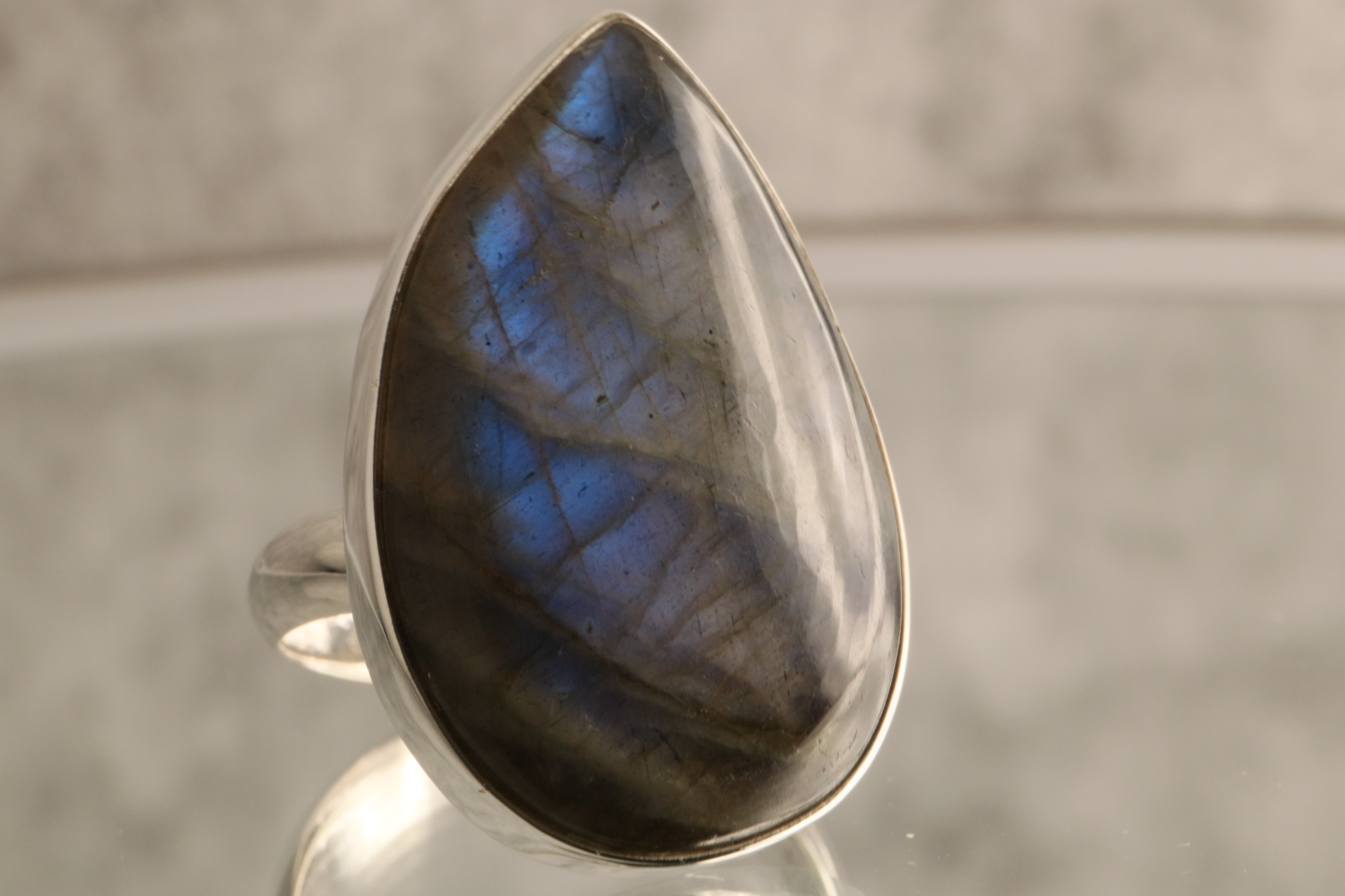 Aurora's Veil - Labradorite 925 Silver Adjustable Ring
