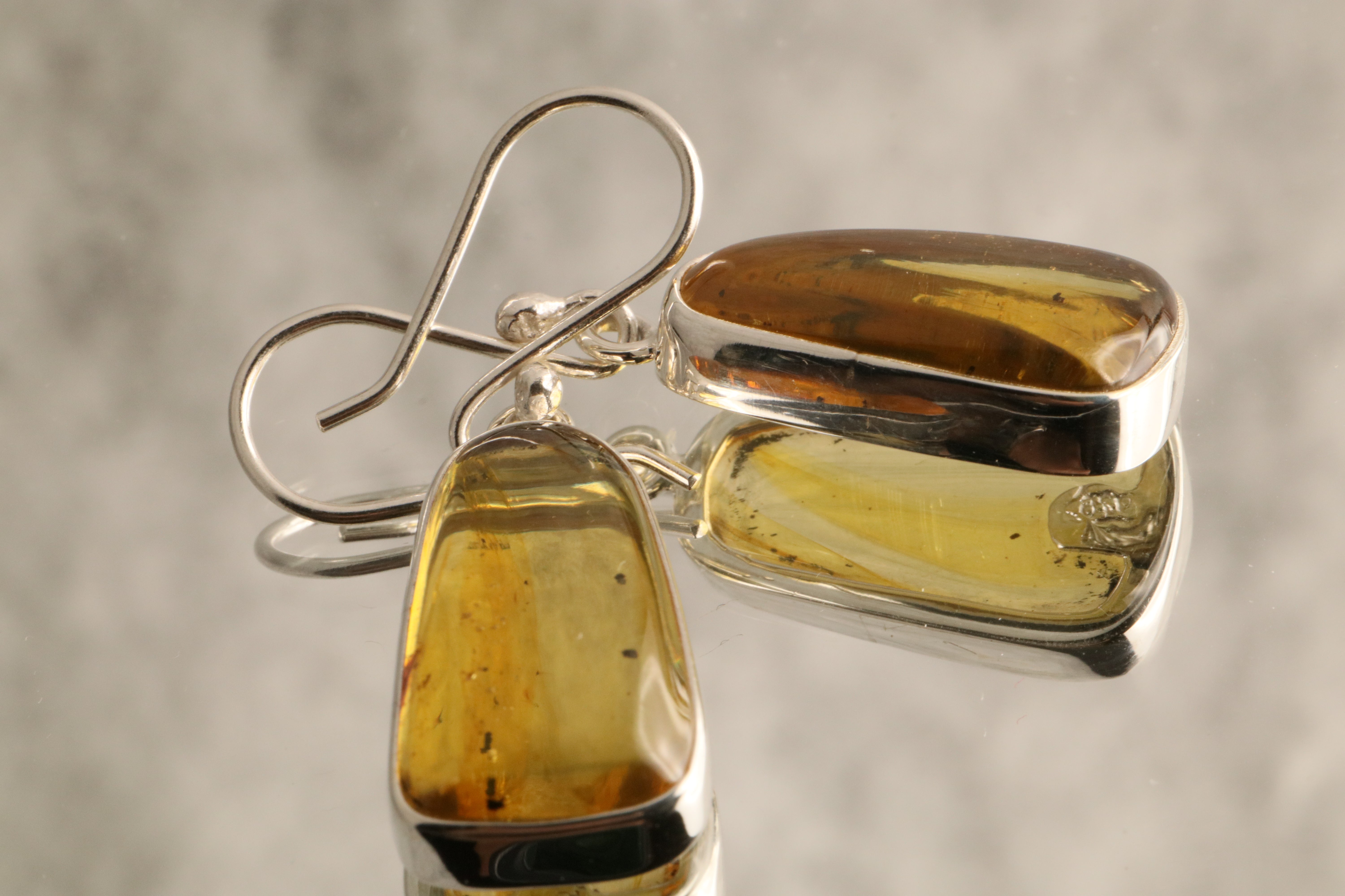 Sunlit Essence - Chiapas Amber 925 Silver Earrings