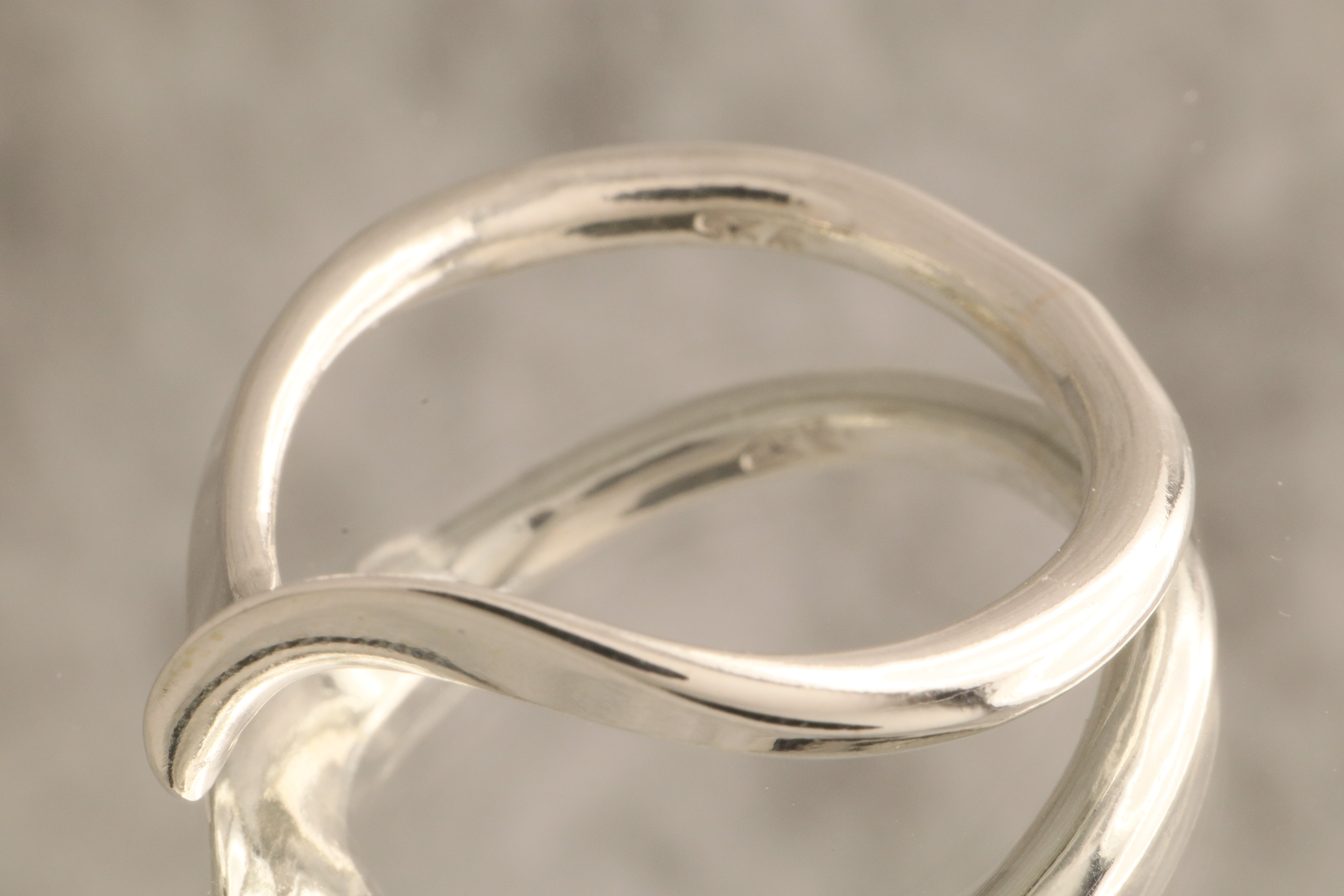 Eternal Wave - Over 3 Grams Of 925 Silver Ring