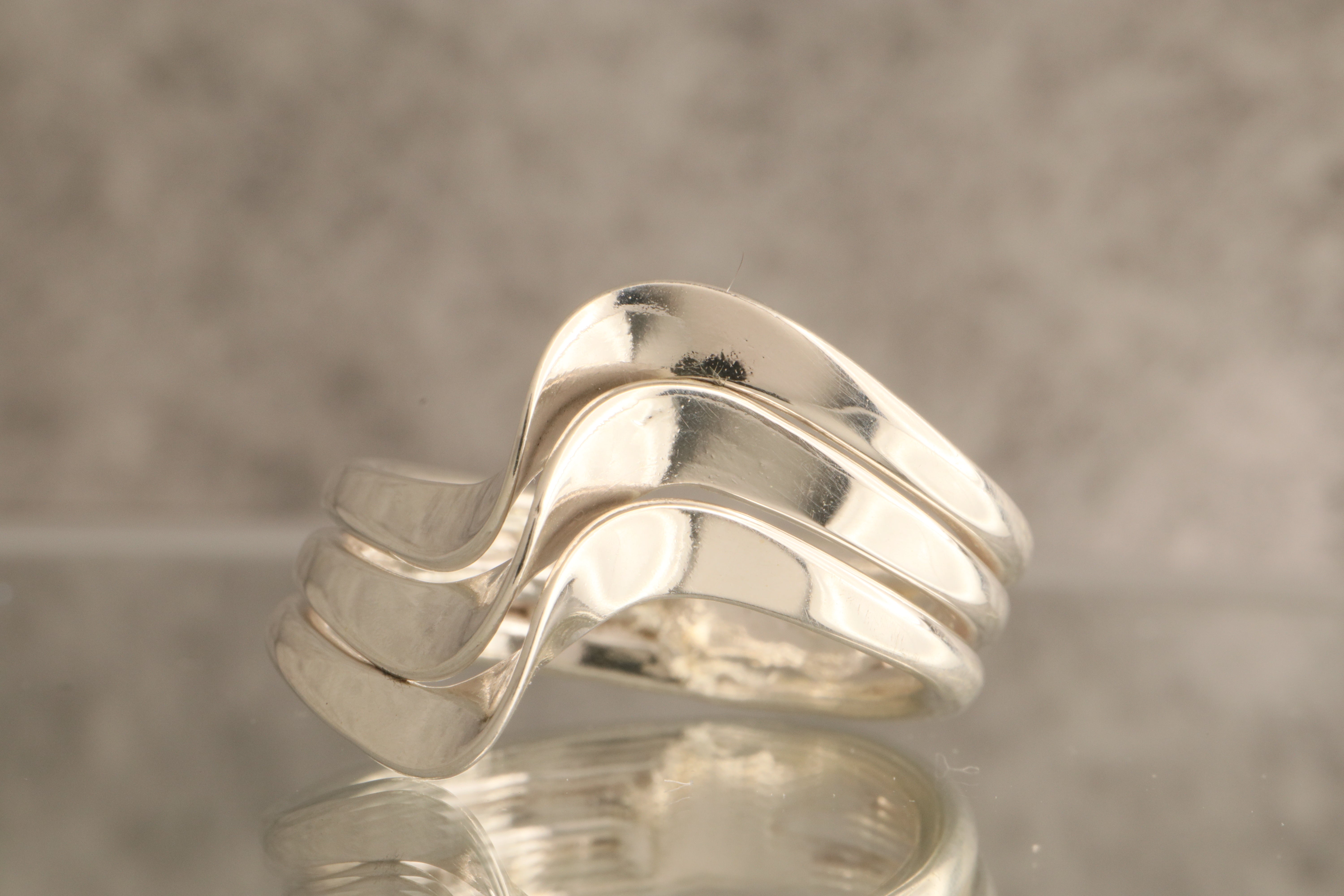Wave Harmony - Over 7 Grams Of 925 Sterling Silver Ring