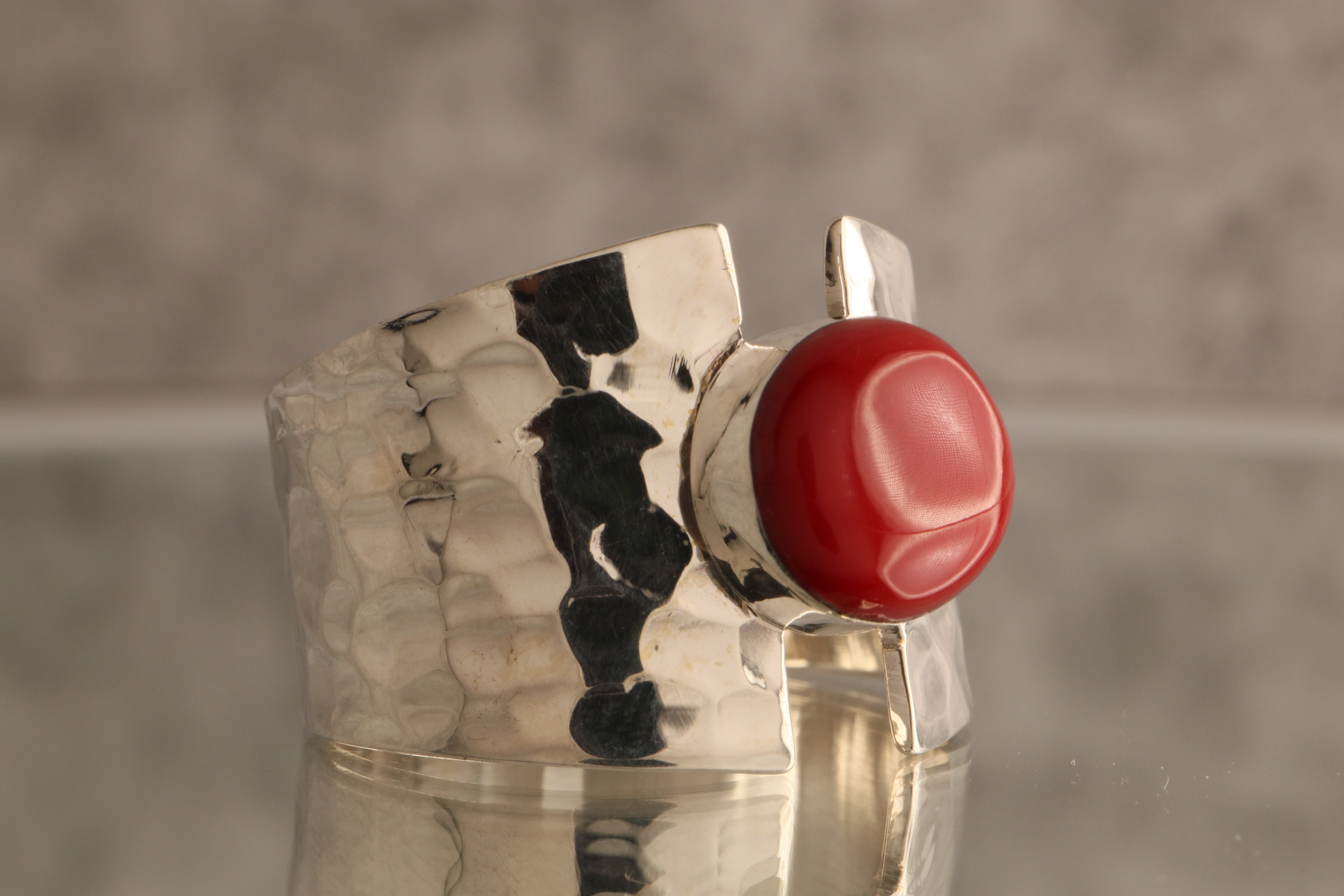 Midnight Echo - Over 7 Grams Of 925 Silver Hammered 925 Silver Solitaire Ring With Your Choice Stone