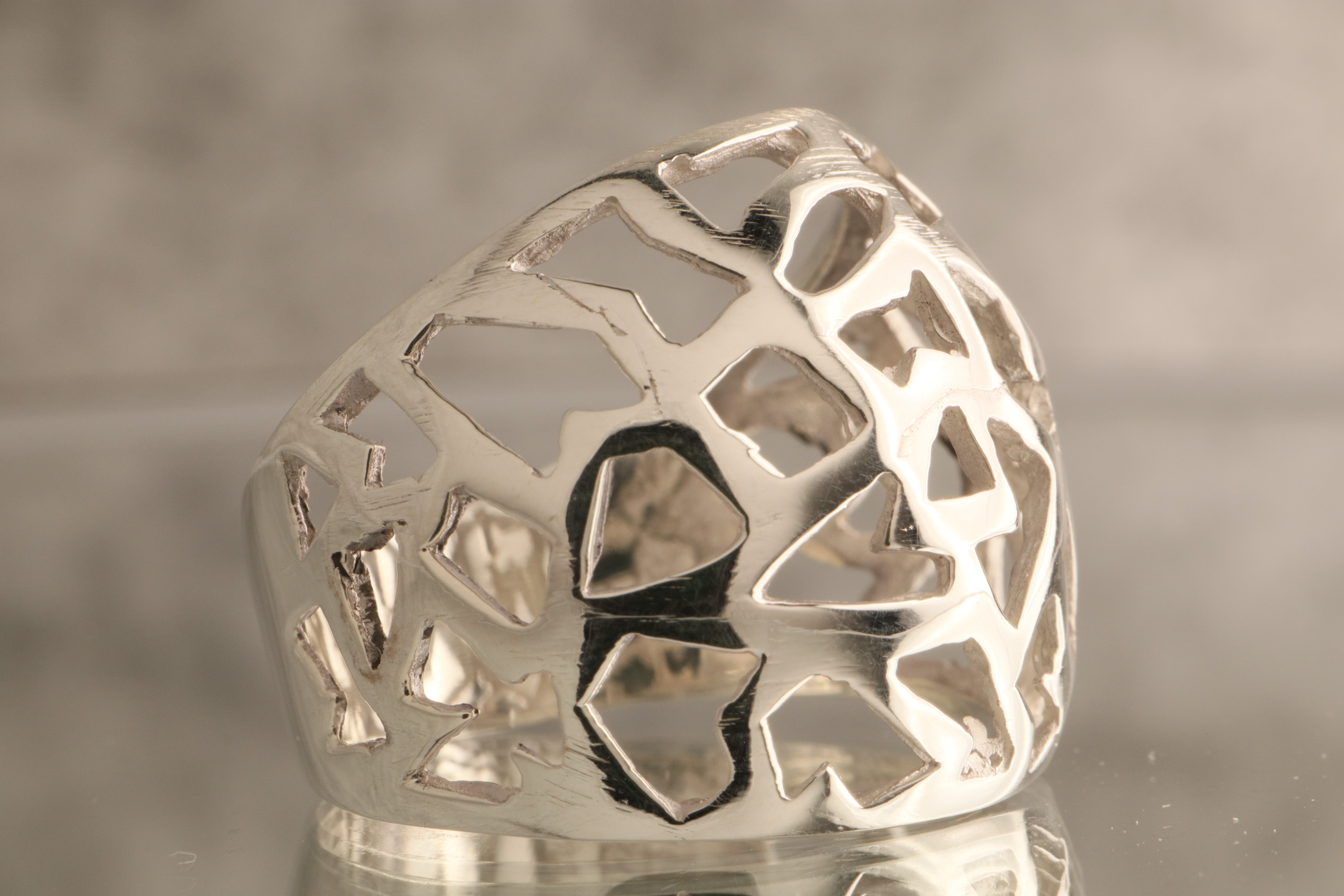 Cielo Fragmentado – Over 5 Grams Of 925 Sterling Silver Artisan Crafted Silver Ring