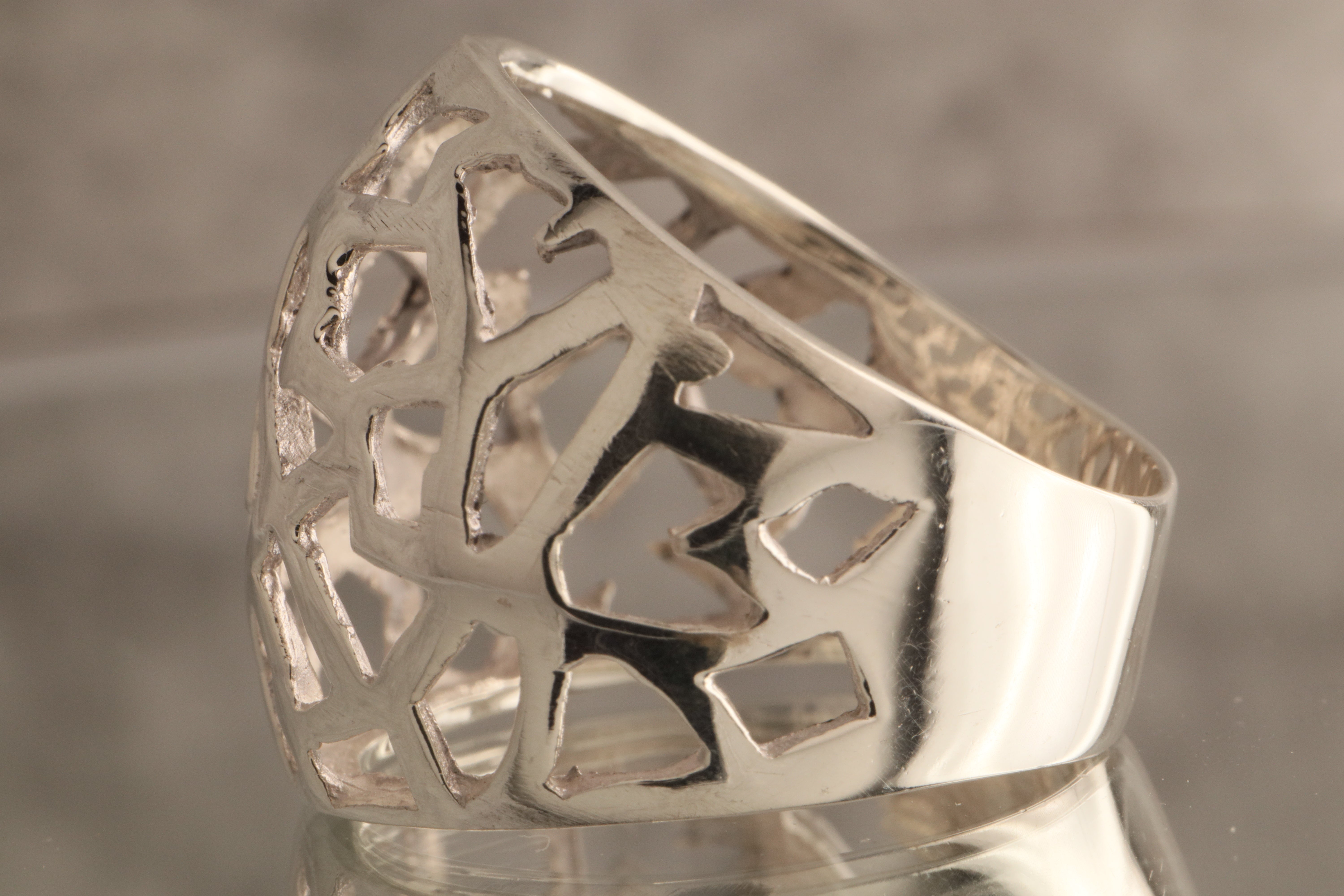 Cielo Fragmentado – Over 5 Grams Of 925 Sterling Silver Artisan Crafted Silver Ring