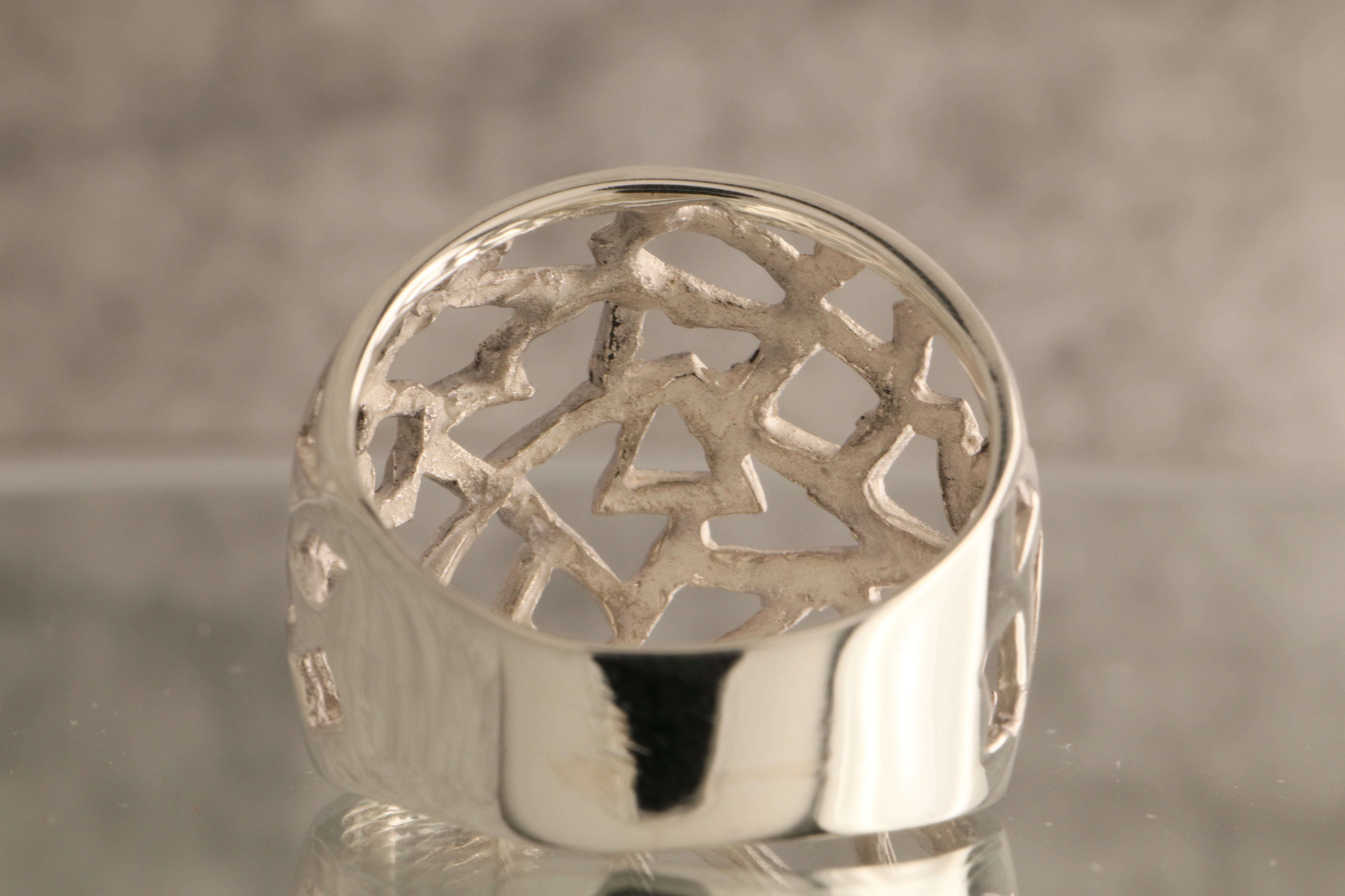 Cielo Fragmentado – Over 5 Grams Of 925 Sterling Silver Artisan Crafted Silver Ring