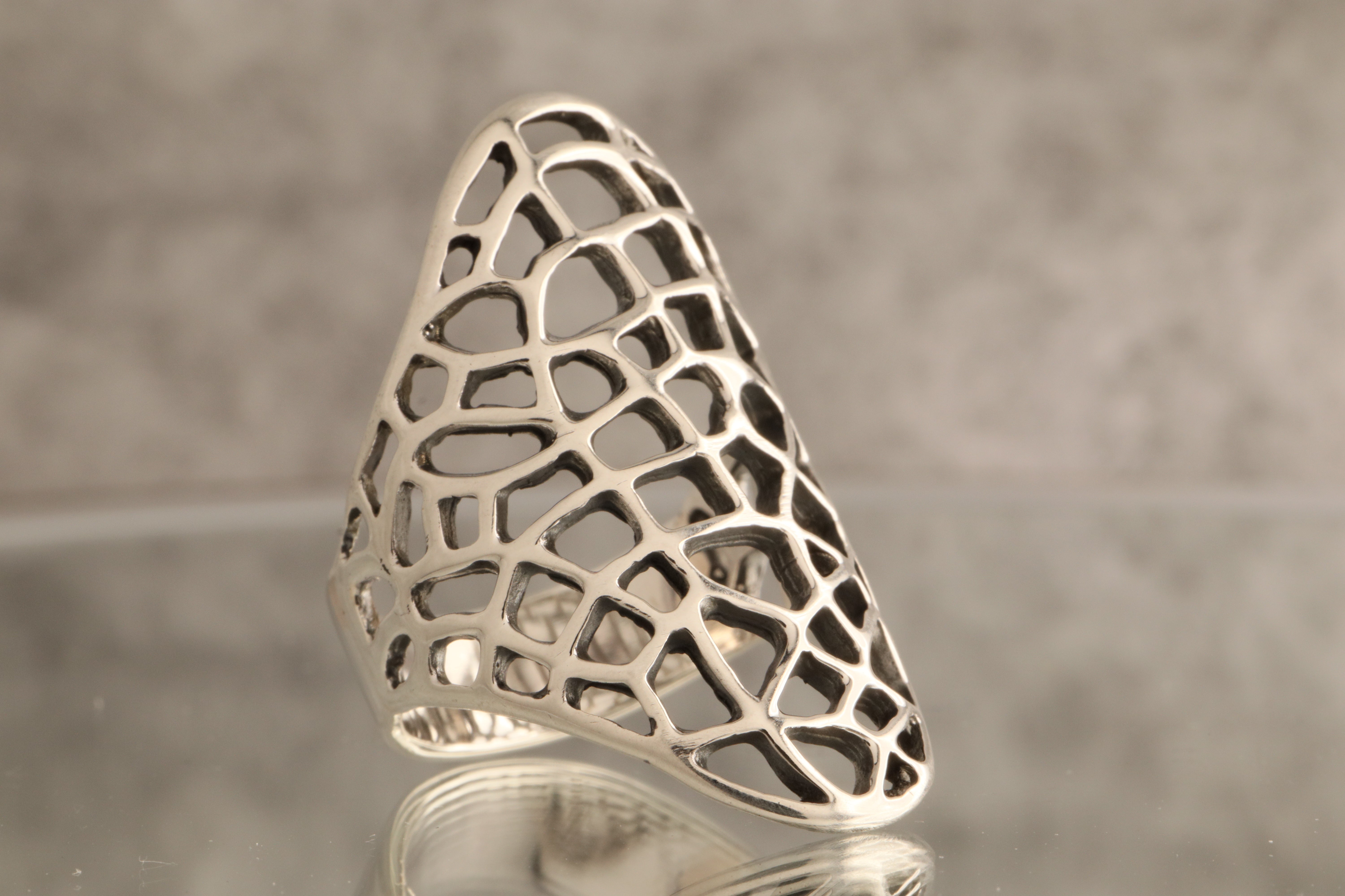 Ventana de Sueños – Intricate Lattice 8g Of 925 Sterling Silver Ring