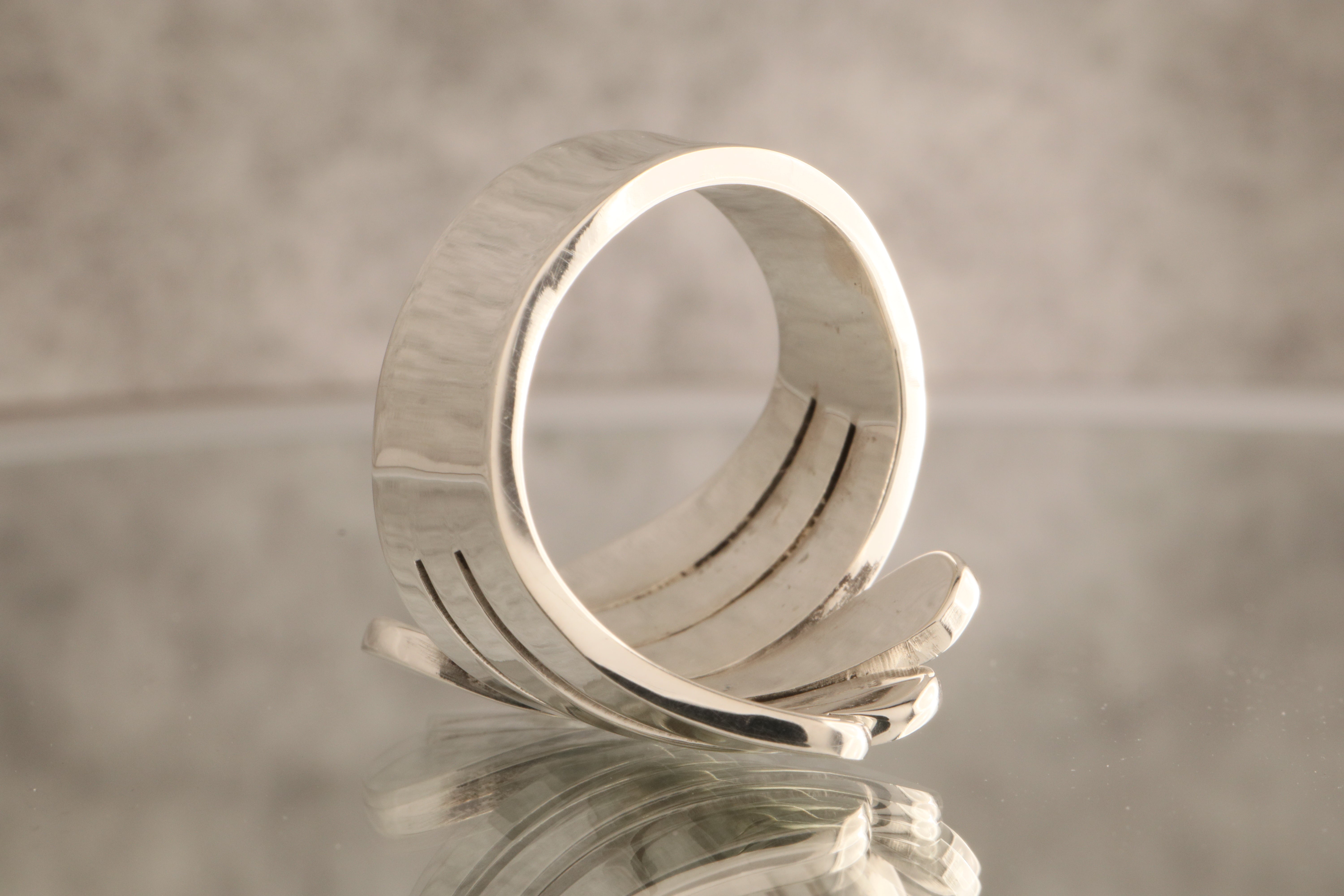 Whirlwind Elegance - Over 11 Grams Of 925 Silver Spiral Band Ring