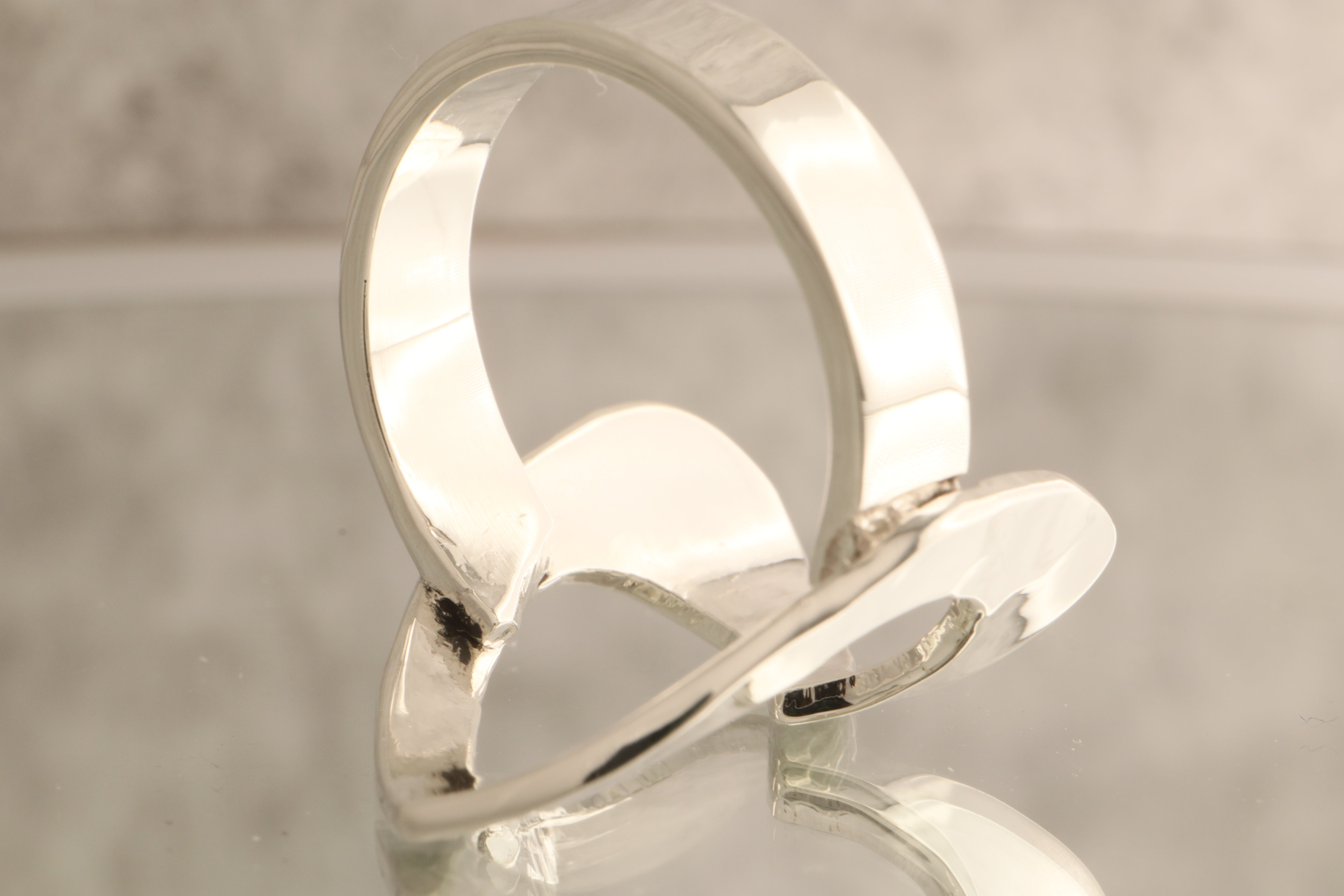 Heartfelt Embrace - 7.5 Grams Of 925 Silver Heart Ring