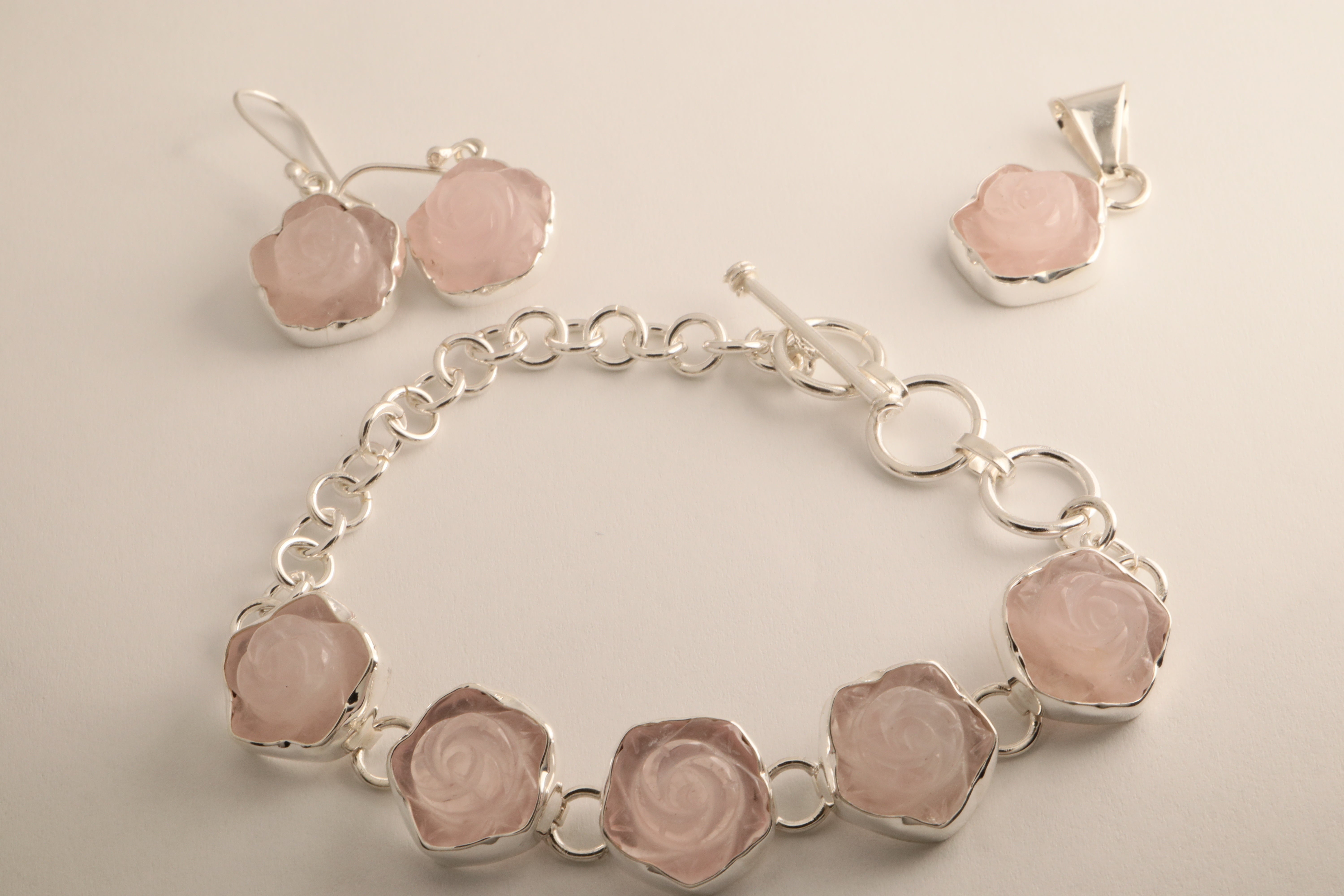 Alma Rosa - Rose Quartz Hand-Carved Rose Jewelry Set (Bracelet, Pendant, and Earrings)