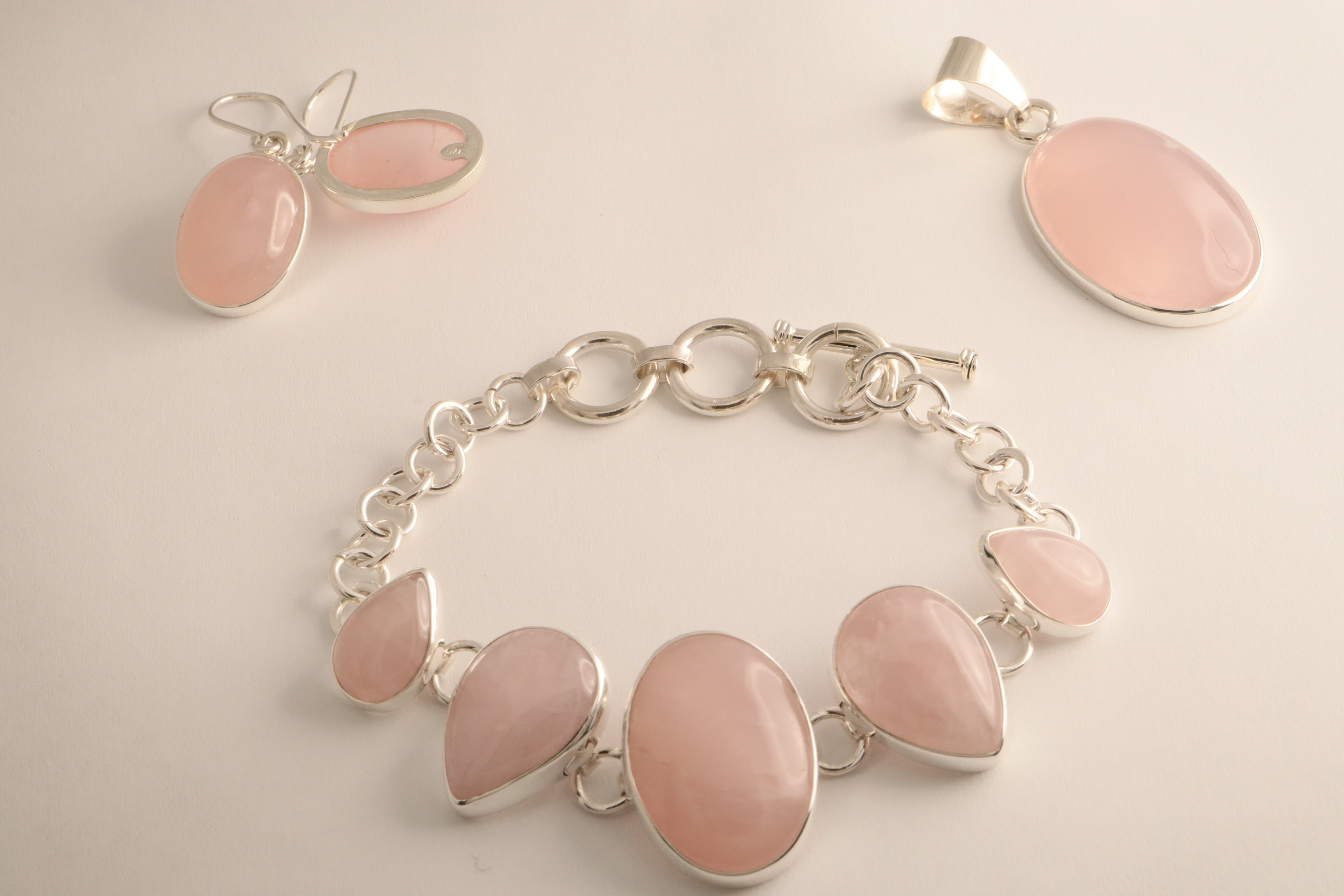 Rosa Serena – Rose Quartz Jewelry Set in 925 Sterling Silver