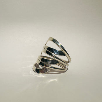 Tidal Grace - 925 Silver Tapered Wave Ring